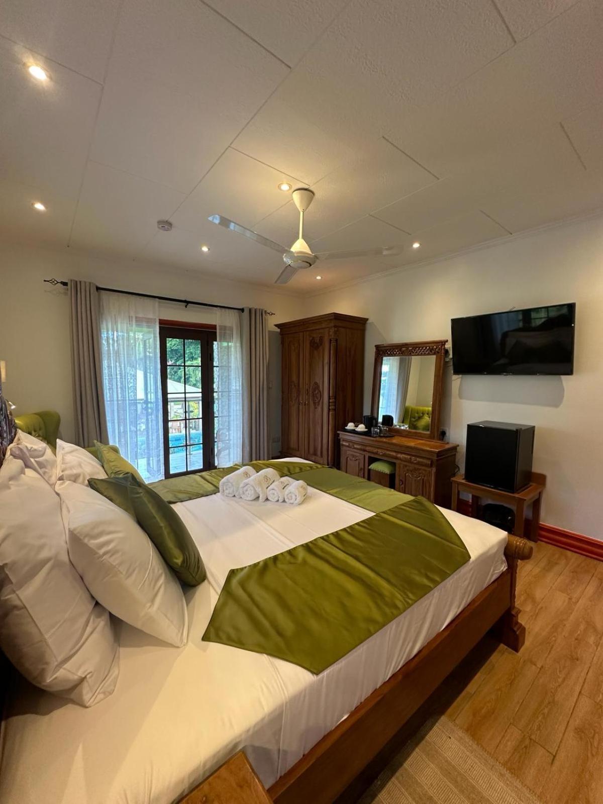 Benjamine'S Guesthouse La Digue Buitenkant foto